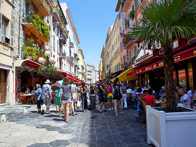 Waarom veel mensen een appartement kopen in Nice, Côte d'Azur