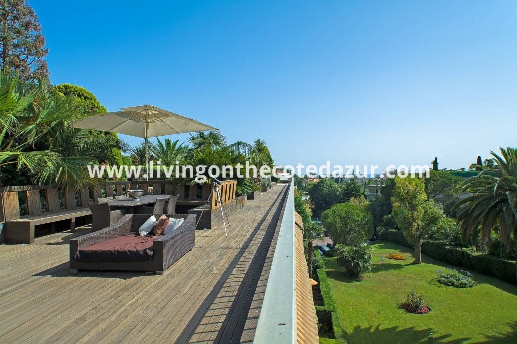 Penthouse kopen met een dakterras van 800 m²? Ja, het Cannes.
