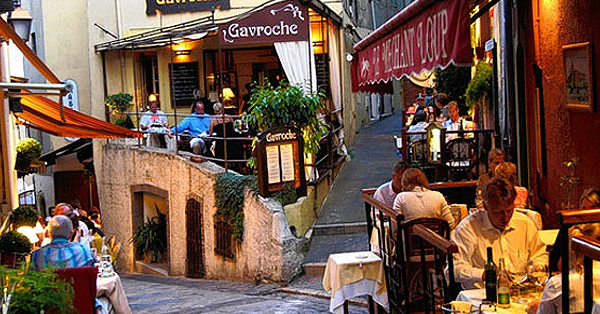 Cannes Côte d'Azur, nachtclubs, restaurants, stranden, gratis liggen, strandrestaurants, mipim, midem, film festival, vuurwerk festival, historie, cultuur, tips Cannes Côte d'Azur, nachtclubs, restaurants, stranden, gratis liggen, strandrestaurants, mipim, midem, film festival, vuurwerk festival, historie, cultuur, tips