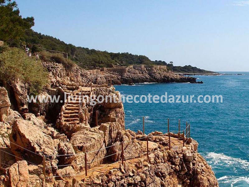 Nieuwbouw Cap d'Antibes; wonen in de voetsporen van F. Scott Fitzgerald en Al Capone Nieuwbouw Cap d'Antibes; wonen in de voetsporen van F. Scott Fitzgerald en Al Capone
